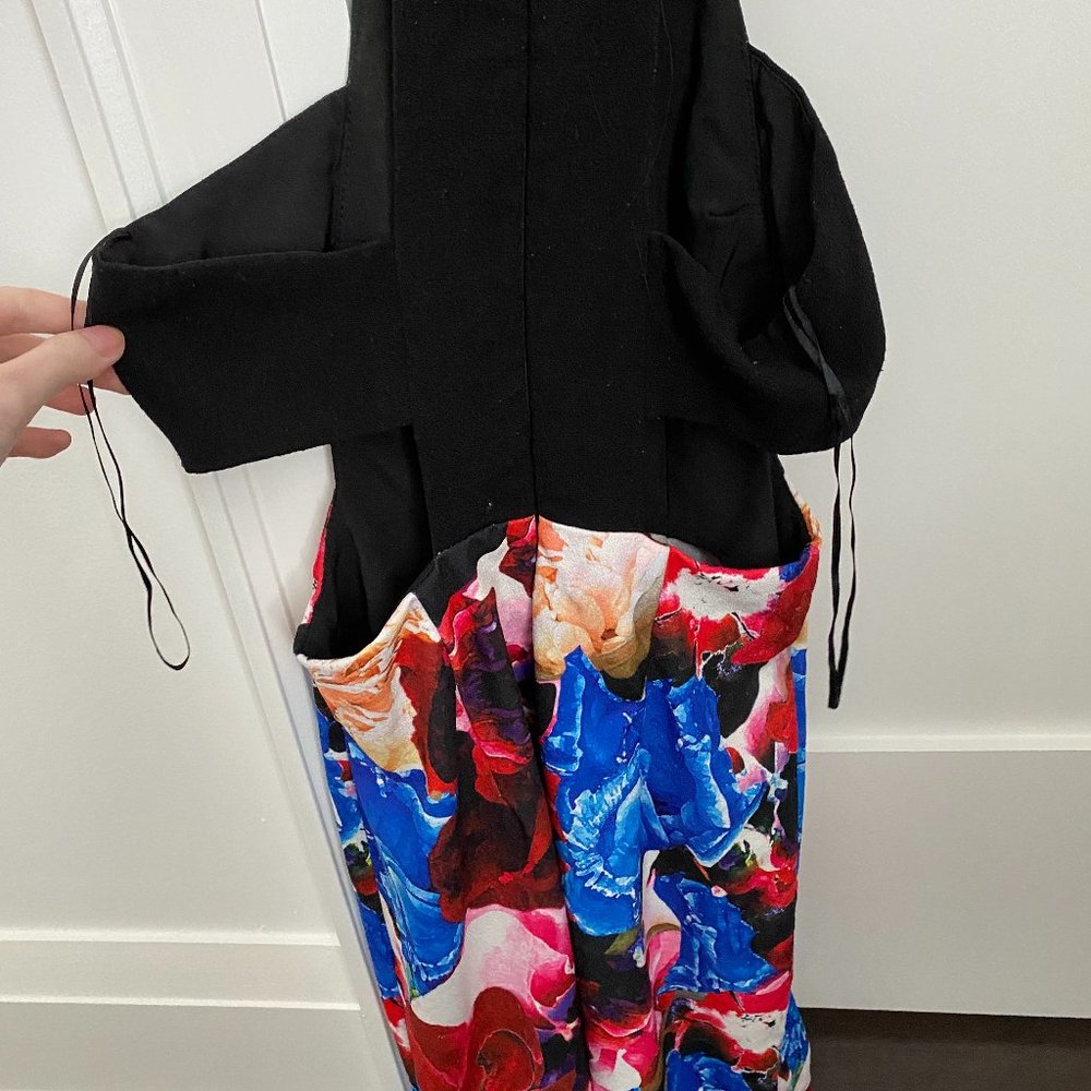 Dress - Picture 2 of 2